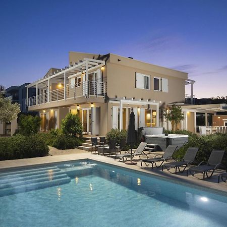 Villa Bella - Beautiful And Modern House With Pool, Souna, Jacuzzi & Playground, Liznjan - Istra Luaran gambar
