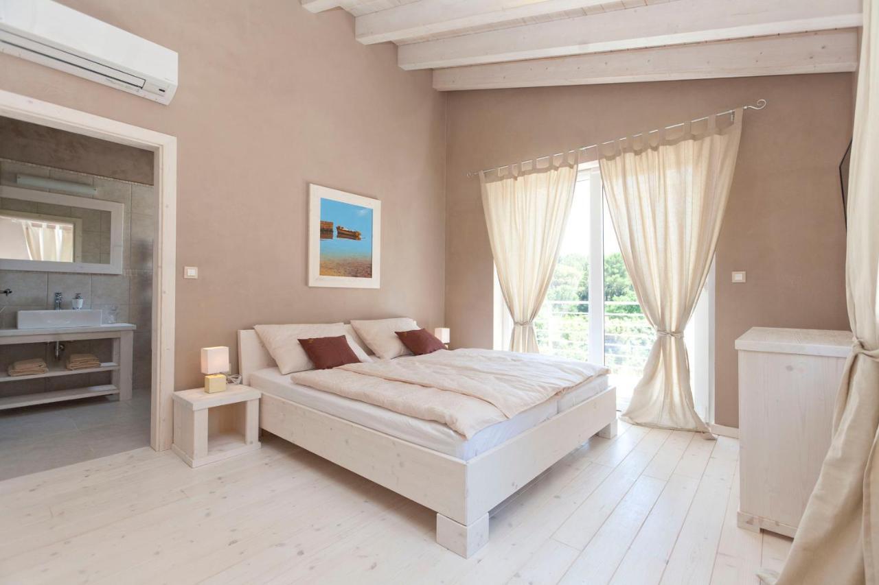 Villa Bella - Beautiful And Modern House With Pool, Souna, Jacuzzi & Playground, Liznjan - Istra Luaran gambar